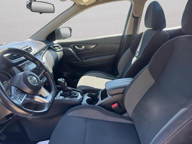 NISSAN Qashqai usata, con Controllo automatico clima