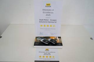 MERCEDES-BENZ B 180 usata, con Volante in pelle