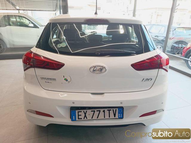 HYUNDAI i20 usata, con Antifurto