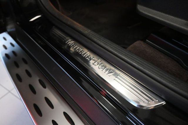MERCEDES-BENZ GLC 220 usata 77
