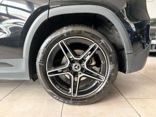 MERCEDES-BENZ GLA 180 usata, con Chiusura centralizzata