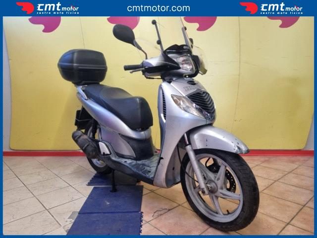HONDA SH 150 usata 1