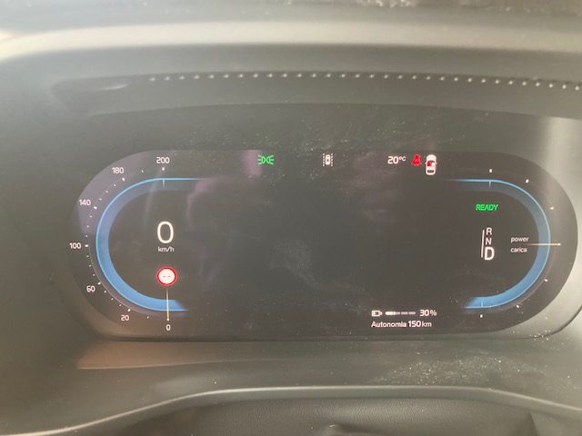 VOLVO XC40 usata, con Sistema di navigazione