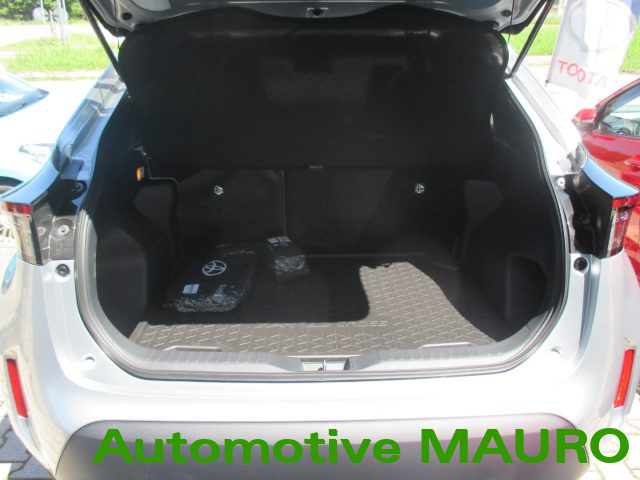 TOYOTA Yaris Cross usata, con Sistema di navigazione