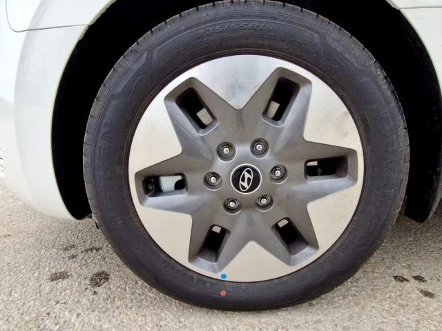 HYUNDAI Staria usata, con Autoradio