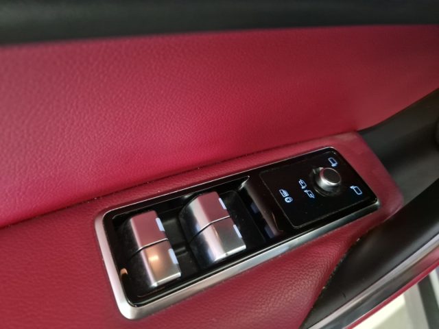 JAGUAR F-Pace usata, con Portellone posteriore elettrico