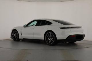 PORSCHE Taycan usata, con Autoradio