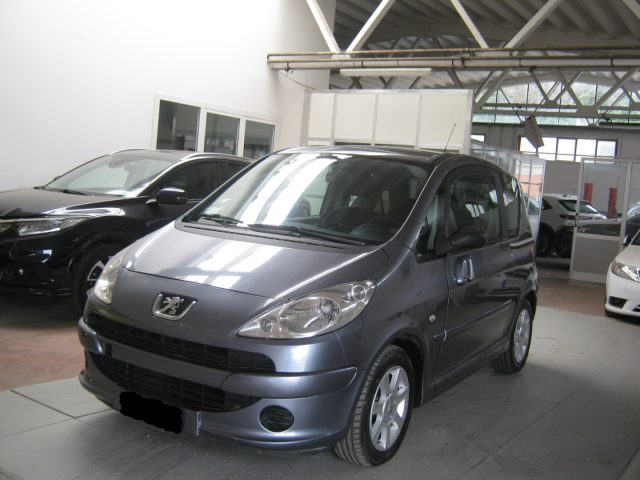PEUGEOT 1007 usata, con Airbag laterali
