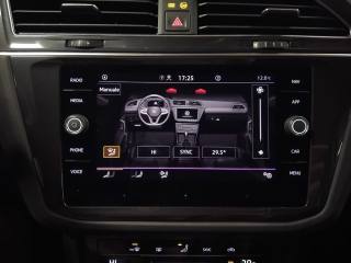 VOLKSWAGEN Tiguan usata, con Adaptive Cruise Control