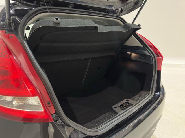 FORD Fiesta usata, con Servosterzo