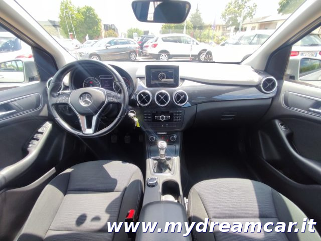 MERCEDES-BENZ B 180 usata, con Cerchi in lega