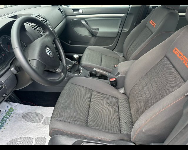 VOLKSWAGEN Golf usata, con Servosterzo