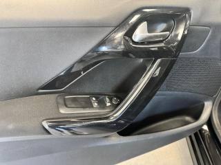 PEUGEOT 208 usata, con Volante in pelle