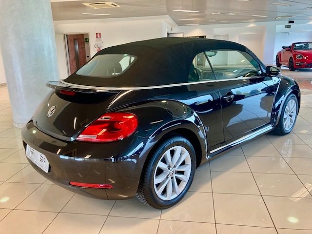 VOLKSWAGEN Maggiolino usata, con Airbag