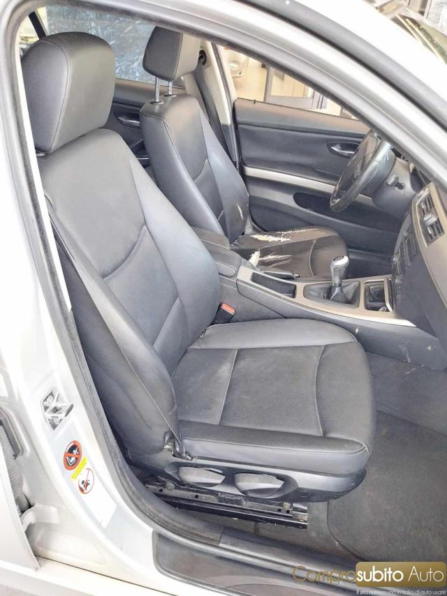 BMW 320 usata, con Fendinebbia