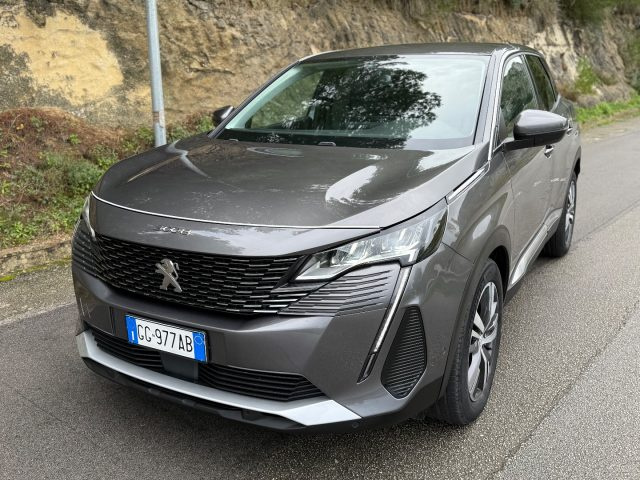 PEUGEOT 3008 usata, con Airbag