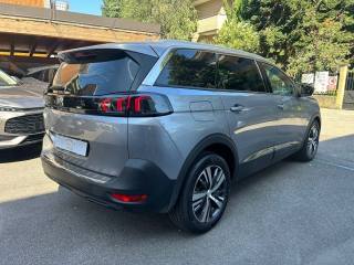PEUGEOT 5008 usata, con Airbag Passeggero