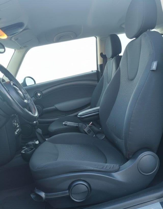 MINI Cooper D usata, con Controllo automatico clima