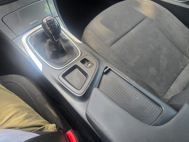 OPEL Insignia usata, con Sedile passeggero ribaltabile