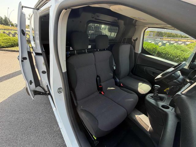 TOYOTA Proace City usata, con Fari LED