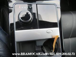 LAND ROVER Range Rover Velar usata, con USB