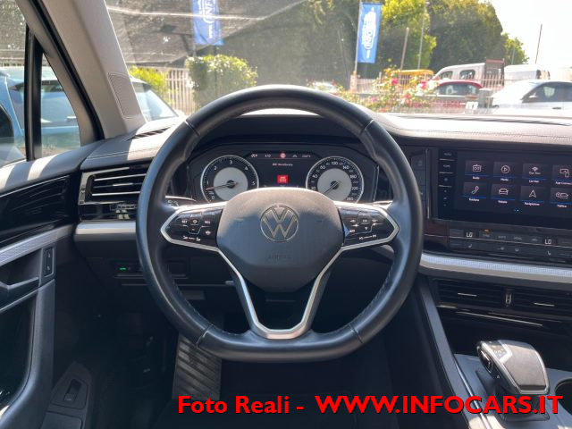 VOLKSWAGEN Touareg usata, con Cruise Control