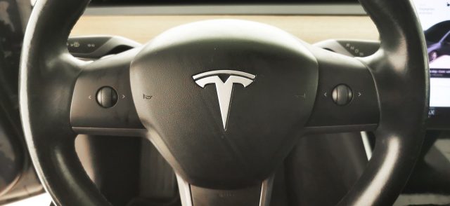 TESLA Model 3 usata 60
