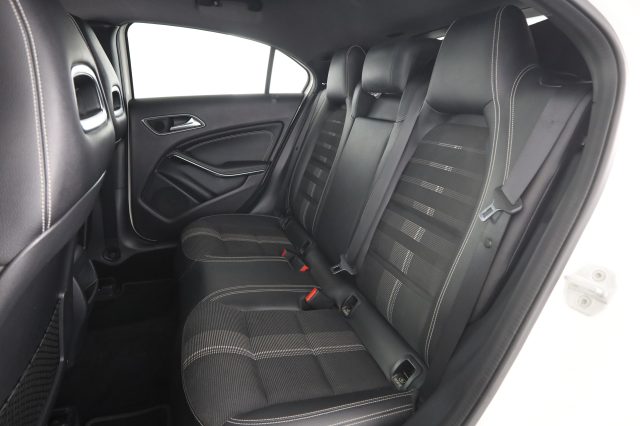 MERCEDES-BENZ A 180 usata 1