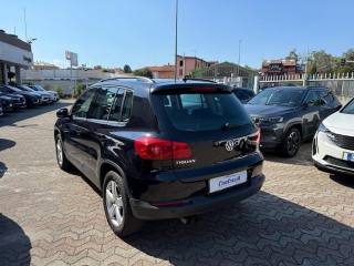 VOLKSWAGEN Tiguan usata, con Airbag laterali