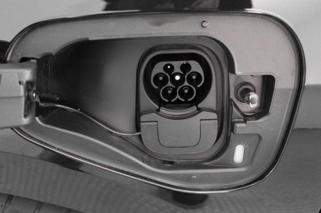VOLKSWAGEN Golf usata, con Bluetooth