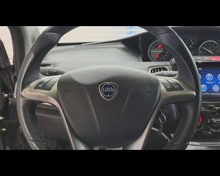 LANCIA Ypsilon usata, con Fendinebbia