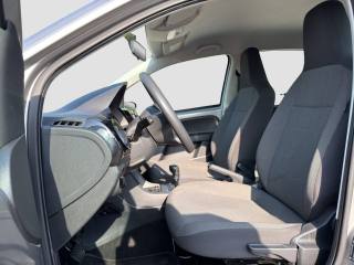 VOLKSWAGEN up! usata 9