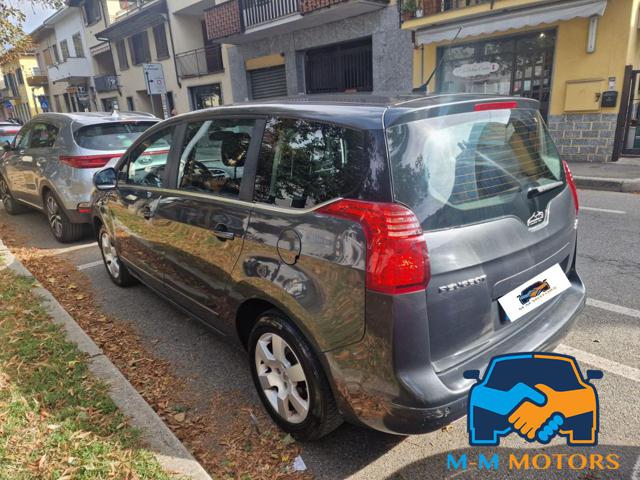 PEUGEOT 5008 usata, con Airbag laterali