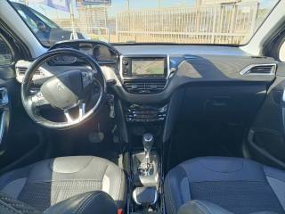 PEUGEOT 2008 usata, con Cruise Control