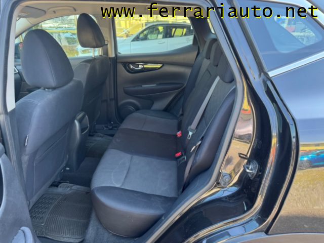 NISSAN Qashqai usata, con Boardcomputer