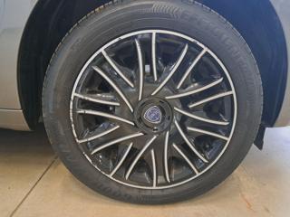 LANCIA Ypsilon usata, con Specchietti laterali elettrici