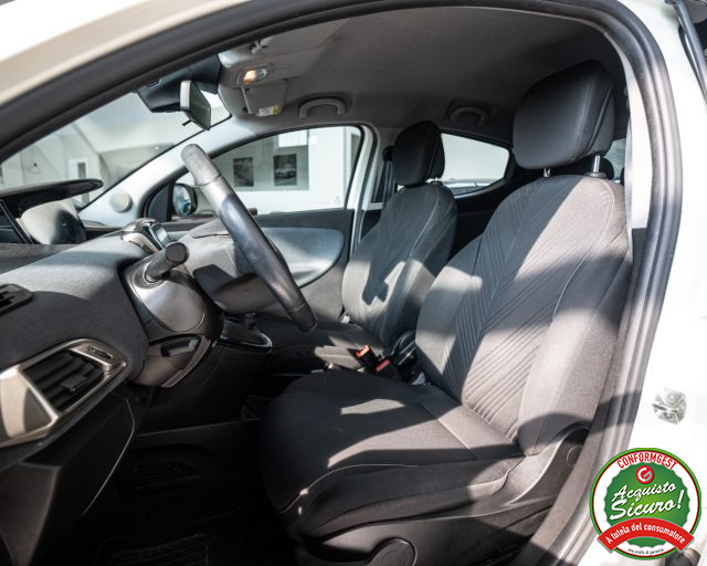 LANCIA Ypsilon usata, con Cronologia tagliandi