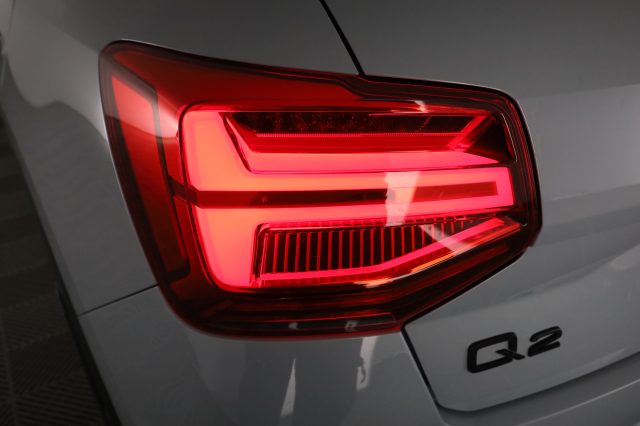 AUDI Q2 usata 17
