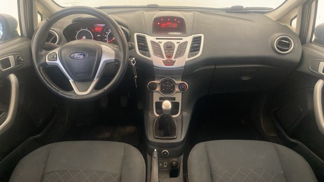 FORD Fiesta usata, con ESP