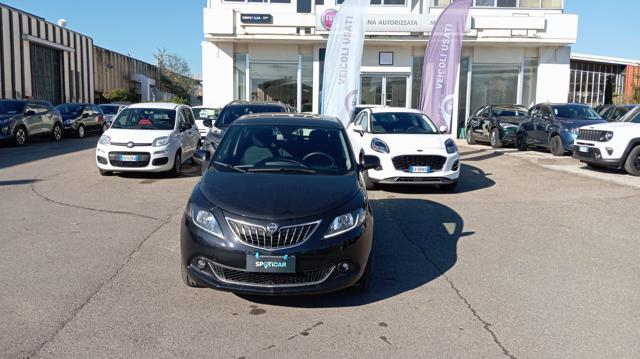 LANCIA Ypsilon usata, con Airbag