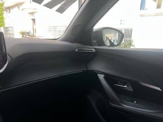 PEUGEOT 2008 usata, con USB