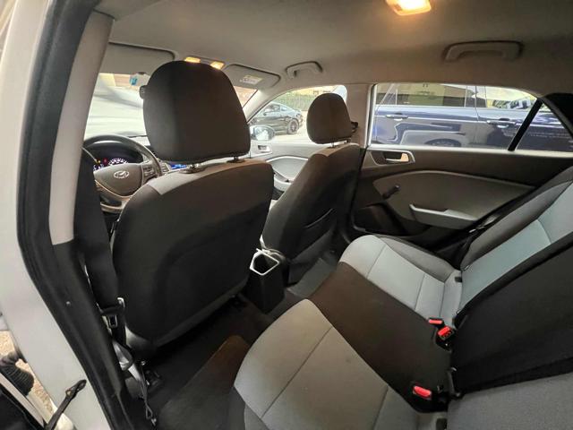 HYUNDAI i20 usata, con ESP