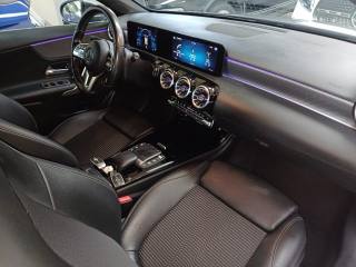 MERCEDES-BENZ A 220 usata, con Specchietti laterali elettrici