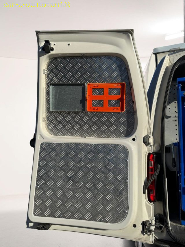 VOLKSWAGEN Caddy usata 38
