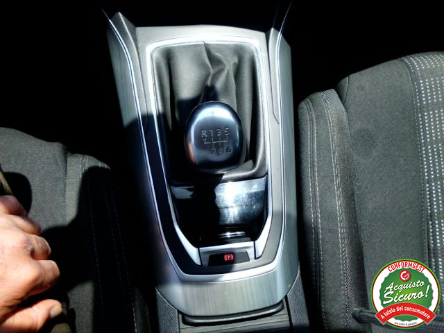 PEUGEOT 308 usata, con Touch screen