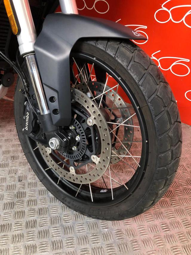 MOTO GUZZI Stelvio 1000 usata 4