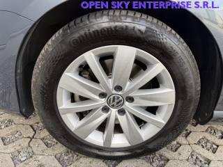 VOLKSWAGEN Passat usata, con Boardcomputer