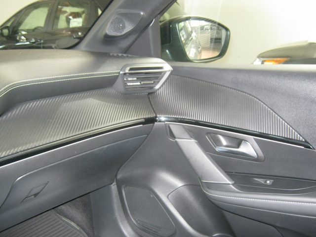 PEUGEOT 208 usata 33