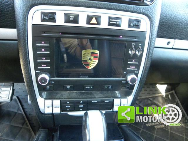 PORSCHE Cayenne usata, con Sedile posteriore sdoppiato