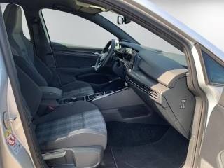 VOLKSWAGEN Golf usata, con Controllo trazione